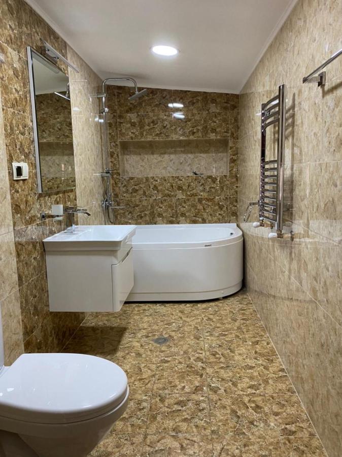 Your Home In Tbilisi Bagian luar foto