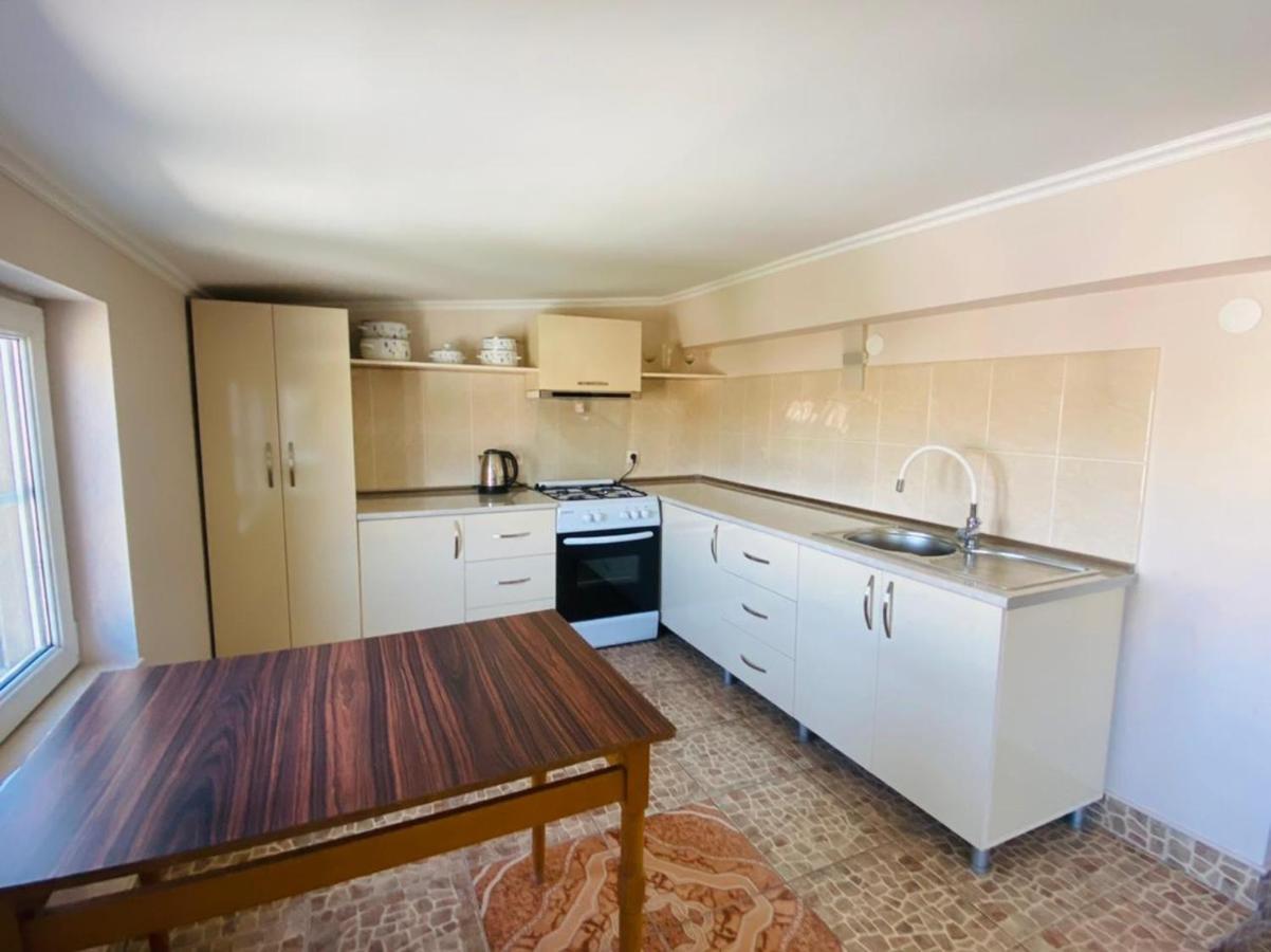 Your Home In Tbilisi Bagian luar foto